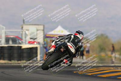 media/Oct-29-2022-CVMA (Sat) [[14c0aa3b66]]/Race 8 Supersport Middleweight/Folder 2/